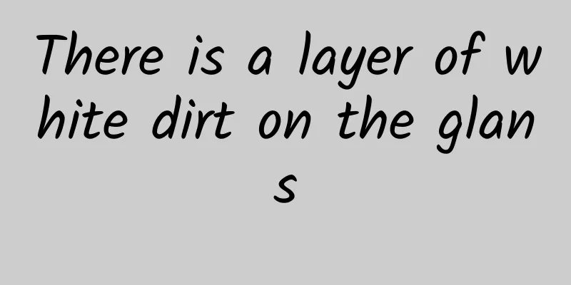 There is a layer of white dirt on the glans