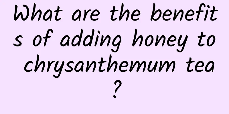 What are the benefits of adding honey to chrysanthemum tea?