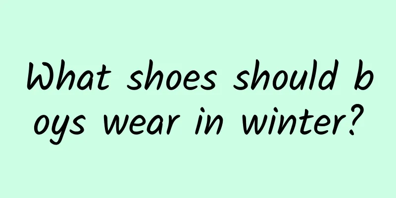 What shoes should boys wear in winter?